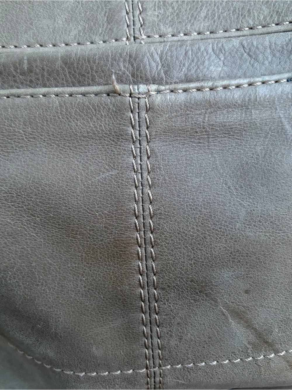 Lucky Brand Leather Crossbody Bag Taupe Gray Multi Pocket Adjustable Strap